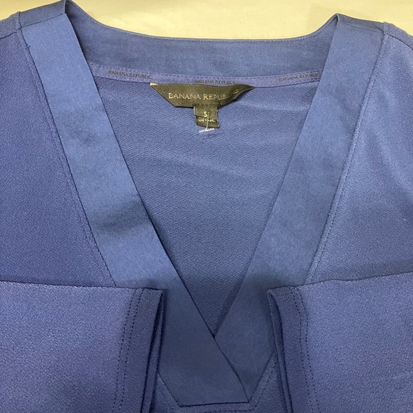 Banana Republic Tops - Banana Republic Womens Royal Blue V-Neck 3/4 Sleeve Blouse Top Satin Trim Size S